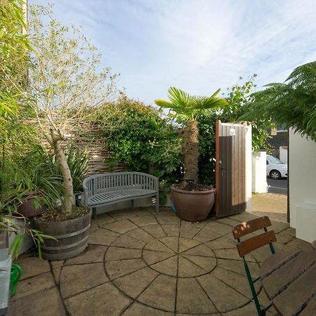 Bird Sisters Cottage Hove Exterior foto