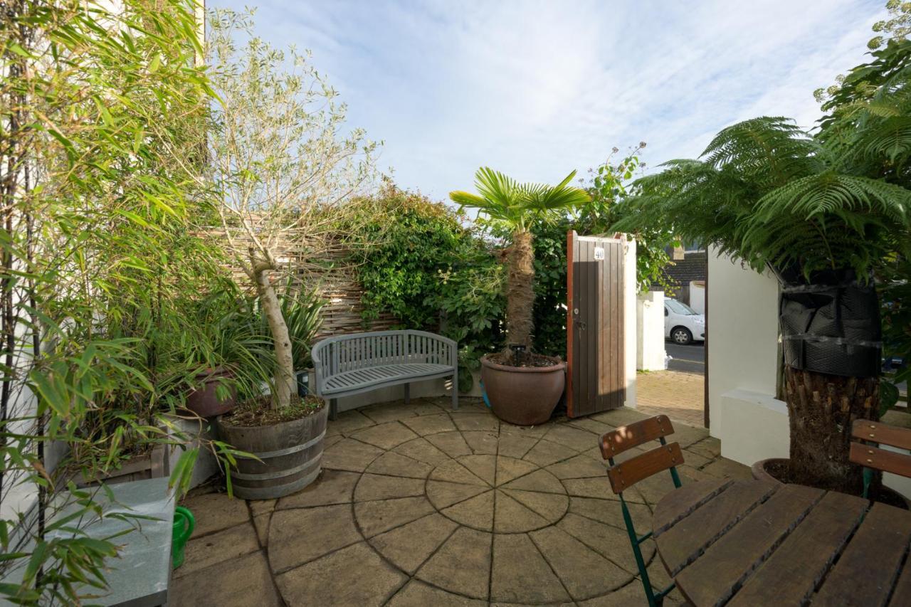 Bird Sisters Cottage Hove Exterior foto