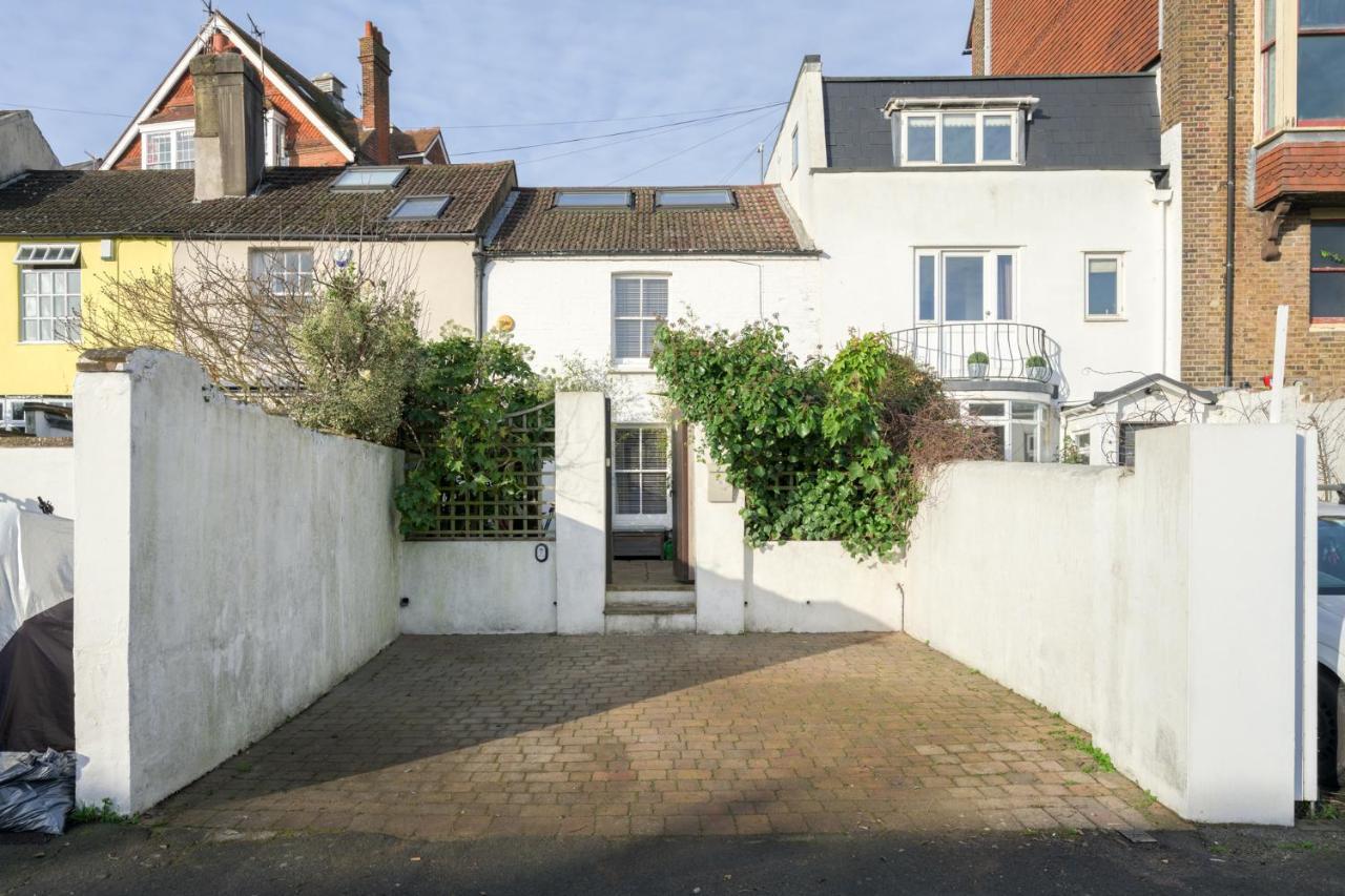 Bird Sisters Cottage Hove Exterior foto
