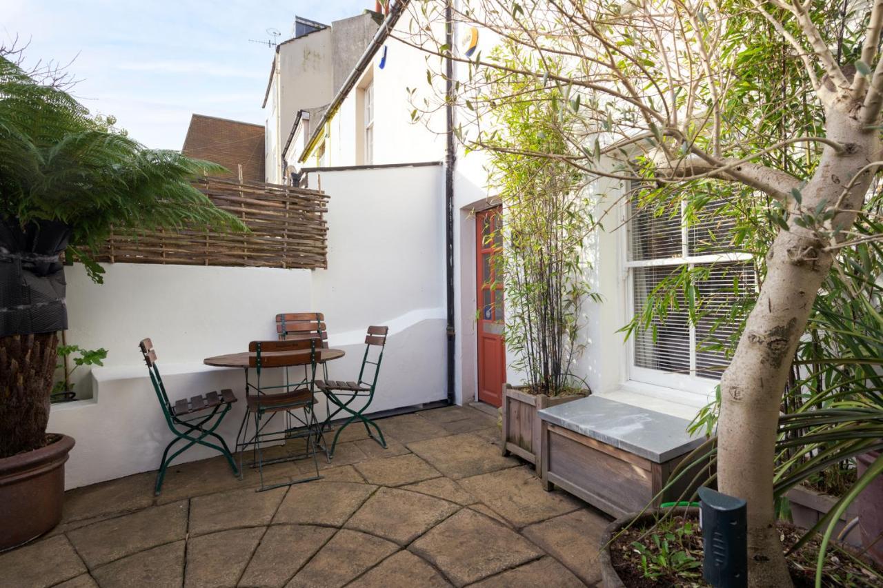 Bird Sisters Cottage Hove Exterior foto